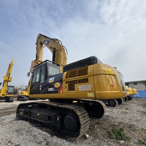 Excavatrice 336D L de 36 tonnes avec pompe à engrenages pour la construction de barrages et le désassainissement des réservoirs dans les zones arides - Product Image 1