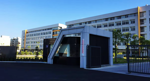 <span class=keywords><strong>Robe</strong></span> <span class=keywords><strong>de</strong></span> <span class=keywords><strong>soirée</strong></span> longue amincissante à motif géométrique rétro imprimé Ankara avec - Product Image 6