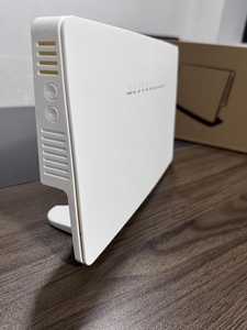Gpon ONU <span class=keywords><strong>Modem</strong></span> WiFi 8245q2 Xpon Routeur réseau fibre optique 1200Mbps 5g sans fil Gepon WiFi AC ONU - Product Image 4