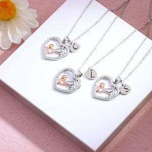 Collana Unicorno Personalizzabile all'Ingrosso - Cuore e Lettera Incisi, Diamanti Colorati Incastonati, Regolabile per Donne - Product Image 2