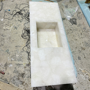 Tùy chỉnh đèn nền tự nhiên mờ trắng đá cẩm thạch pha lê <span class=keywords><strong>Onyx</strong></span> Thạch anh đá Vanity phòng tắm với bồn rửa duy nhất - Product Image 5