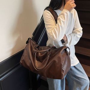 Good Quality PU Tote Bags Waterproof Leather <b>Luggage</b> Storage Bag Outdoor Travel Sports Fitness Bags - Product Image 6