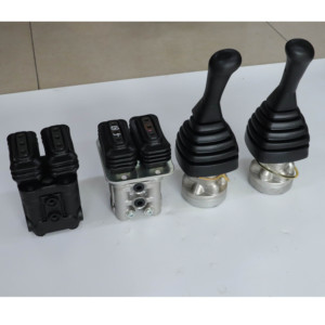 Nuovo stato manuale valvola pilota idraulica maniglia di comando per Kawasaki PV48K1371 <span class=keywords><strong>1372</strong></span> escavatore per impianti di produzione - Product Image 4