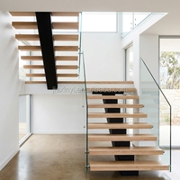 Escalier droit moderne en verre avec marches en bois à poutre simple de haute qualité en forme de U à vendre