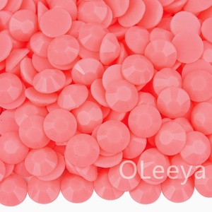 Oleeya Lot en vrac de strass solides en gelée macaron 3mm-5mm à dos plat non thermocollants en cristal pour la décoration de nœuds - Product Image 2