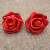 Bon prix décoration de mariage en mousse pe bricolage vente en gros rose vif décoration murale rouge en vrac 7cm roses blanches fleurs artificielles