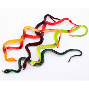 Jouets Pafu Wild <span class=keywords><strong>Life</strong></span>, jouets amusants pour Halloween, serpent en latex souple, accessoires de jardin, blague, jouet farceur, serpent en caoutchouc - Product Image 1