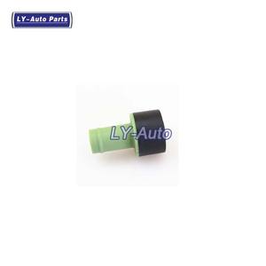 مخرج تفريغ الهواء لعلبة كرنك جي صمام تفريغ العادم لسيارة أودي A3 لفولكس فاجن للجولف - Product Image 1