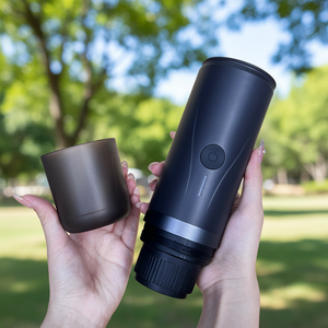 Cafetière portable légère avec préparation rapide en un clic pour le camping, l'extérieur et l'hôtellerie - Product Image 3