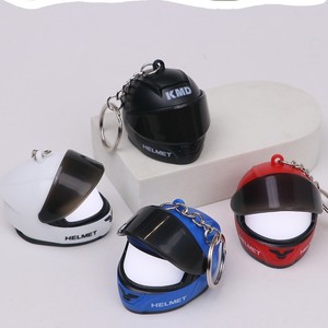 Llavero de casco de motocicleta, accesorios divertidos, llavero de casco de motocicleta con lámpara, accesorio de alta calidad, llaveros y colgantes - Product Image 2