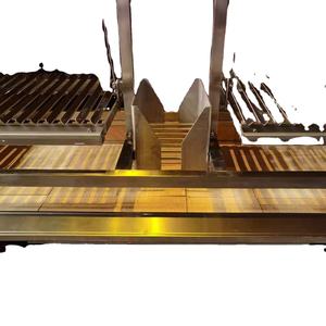 Parrilla de Carbón de Acero Inoxidable y Madera Moderna de 62 Pulgadas con Diseño de Doble Cara y Altura Ajustable, Dispositivo de Seguridad contra Llamas - Product Image 5