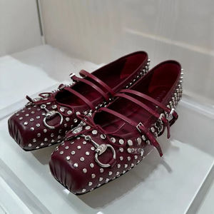 <span class=keywords><strong>Sandali</strong></span> da Donna <span class=keywords><strong>con</strong></span> Punta Quadrata e Cinturini, Scarpe Casual <span class=keywords><strong>con</strong></span> Fiocco Frontale, Décolleté da Ufficio <span class=keywords><strong>con</strong></span> Ornamenti Metallici e <span class=keywords><strong>Borchie</strong></span> - Product Image 1