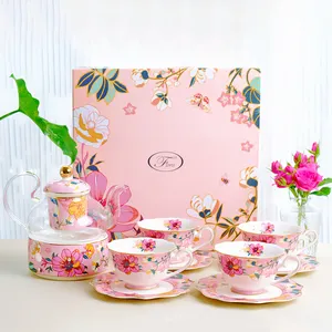 Lüks yeni stil zarif tasarım seramik kemik Çin çay seti kahve fincan ve çay tabağı ile demlik ve 2 lastikler kek hediye için standı
