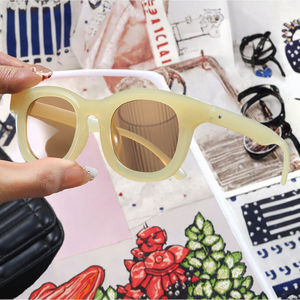 Lunettes de soleil d'été Mint Manbo UV400 légères avec verres jaune blé beige blanc vert marron bleu résistantes au vent Lunettes de soleil Candy - Product Image 3