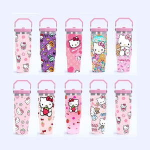 Bouteille d'eau isotherme en acier inoxydable Hello Kitty 30oz avec poignée et paille – Gobelet rose motif chaton – Vente en gros à prix abordable - Product Image 1