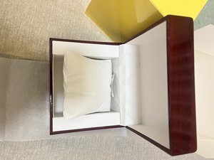 Boîte à montre en bois acajou brillant à fente unique, étui d'emballage pour montre avec boîte cadeau extérieure en papier, vente en gros personnalisée - Product Image 2