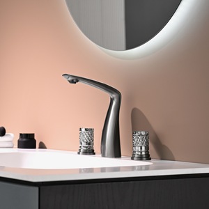 <span class=keywords><strong>Robinet</strong></span> <span class=keywords><strong>de</strong></span> lavabo à trois trous à double poignée en laiton <span class=keywords><strong>de</strong></span> style européen français, finition or brossé vintage, <span class=keywords><strong>col</strong></span> <span class=keywords><strong>de</strong></span> <span class=keywords><strong>cygne</strong></span>, eau chaude et froide - Product Image 3