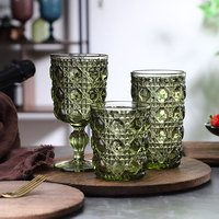 Nouveaux gobelets en verre au design vintage, différents styles, gobelets à eau en gros, gobelets en verre vert gaufré de 310 ml et 350 ml pour la maison et les fêtes