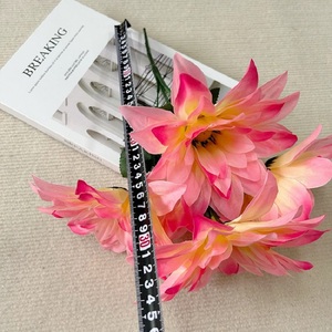 Vente en gros pas cher 5 têtes de fleurs artificielles en soie Geberra pour l'obtention du diplôme Fleurs artificielles décoratives pour les funérailles - Product Image 6