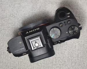 Appareil photo numérique de haute qualité 90% neuf, plein format A7 Mark II, appareil photo Sony FHD, appareil photo sans miroir Alpha 7 II - Product Image 3