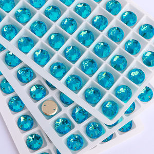 Diamantes de imitación para coser Crystal AB <span class=keywords><strong>con</strong></span> 2 agujeros Glitter Strass Flat Back Piedras de vidrio y cristales para tela - Product Image 3