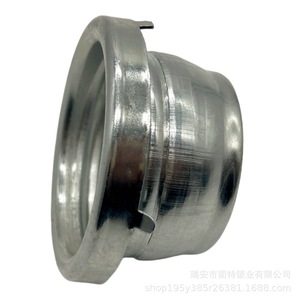 ข้อต่อถังน้ำมันเชื้อเพลิงสำหรับรถบรรทุกสแกนเนียและจอห์นเดียร์ รุ่น 65 เกลียวเหล็ก แบบดัดแปลงสำหรับเชื่อมต่อเพื่อการส่งออก - Product Image 2