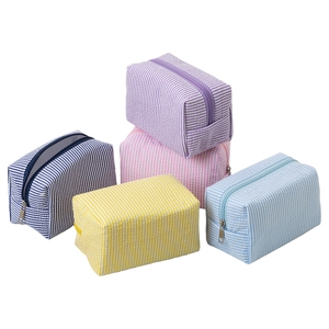 Bolsa de Cosméticos de Gran Capacidad, Estilo Seersucker, con Rayas, para Viaje, Neceser para Mujer, Organizador de Maquillaje Bordado - Product Image 3