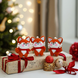 Hecho a mano de algodón de <span class=keywords><strong>ganchillo</strong></span> lindo zorro muñeca colgante regalo con relleno de algodón PP personalizable <span class=keywords><strong>ganchillo</strong></span> llavero bolsa encanto - Product Image 1