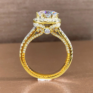 Anello dal Design Rotondo Stile Classico per Donne - Product Image 3