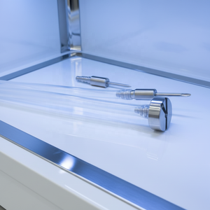 Bouteille <span class=keywords><strong>de</strong></span> solution saline réutilisable en acier inoxydable avec embout |   Autoclavable 134 ° C |   Luer Lock anti-fuite pour chirurgie <span class=keywords><strong>de</strong></span> liposuccion - Product Image 6