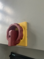 Centre d'usinage CNC OUWO robuste de 7200 mm pour le fraisage, le perçage et le chanfreinage de profilés de murs rideaux avec magazine d'outils à 6 stations