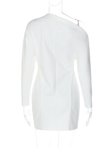 เดรสยาวแขนยาวรัดรูปสีพื้นแบบใหม่ขายส่ง ดีไซน์เก๋ไก๋แบบไหล่เดียว  สำหรับผู้หญิง แฟชั่นทันสมัย - Product Image 5