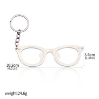 Porte-clés de bouteille de bière en forme de lunettes Porte-clés en métal créatif pour femmes et hommes Porte-clés de voiture Bijoux Outils de bar Accessoires