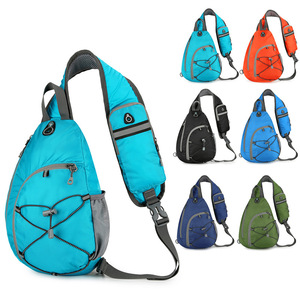 Bolso cruzado para el pecho, ajustable, de gran capacidad, resistente al agua, mochila para senderismo al aire libre para hombres, viajes de ocio, Color sólido - Product Image 5