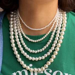 Collier Rétro Chic et Léger avec Faux Perles, Chaîne Longue Polyvalente pour Fiançailles, Mariage, Robe Légère - Fabriqué <span class=keywords><strong>en</strong></span> Chine - Product Image 1