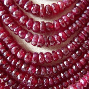 Cuentas de Rubí Rojo Natural Facetadas en Forma de Rondelle, con Certificación de Terceros para la Fabricación de Joyas - Product Image 1