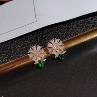 Kadınlar için Daisy Kübik Zirkonya Küpe, 8mm, Altın Kaplama Pirinç Çiçek Yeşil Damla, Altın