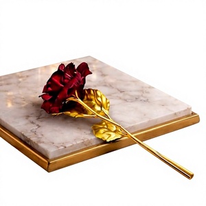Rosa Roja Artificial Chapada en Oro, Hecha a Mano, Regalo del Día de San Valentín para Novia, Novio, Esposo, Esposa, Aniversario - Product Image 3