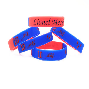 Braccialetti Promozionali Personalizzabili in Silicone Multicolore Impermeabili con Logo Inciso OEM/ODM - Superstar <span class=keywords><strong>Lionel</strong></span> - Product Image 5