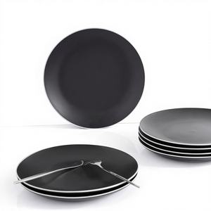 Assiette à gâteau en céramique noire mate, résistante au lave-vaisselle, marque TRESUN, pour restaurants et hôtels. - Product Image 1
