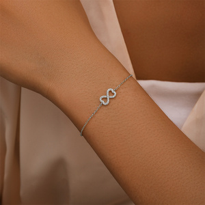 Pulsera CANNER de Plata S925 con Ocho Circonitas Especiales, Diseño Simple, Gran Venta para Mujeres - Product Image 3
