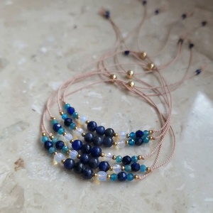 Nouveau Bracelet Délicat Pierre de Naissance avec Petites Perles, Bracelet Minimaliste Tressé Multicolore, Bijou d'Amitié Coloré - Product Image 2