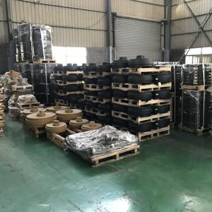 <span class=keywords><strong>ZX200</strong></span> OEM Undercarriage Parts Tensioner <span class=keywords><strong>Idler</strong></span> Roller untuk penggali depan Roller untuk Track <span class=keywords><strong>Idler</strong></span> - Product Image 3