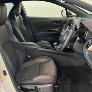 Véhicule sport d'occasion <span class=keywords><strong>CHR</strong></span> 2019, automatique, hayon, conduite à droite, 5 portes, 5 places, essence, provenance Japon, intérieur clair, caméra de recul - Product Image 4