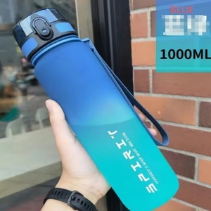 Bouteille d'eau sportive à grande capacité 750 ml 1000 ml, gourde droite pour boire directement, tasse d'extérieur, bouteille d'eau en plastique pour étudiants et camps d'été - Product Image 5