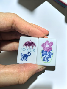 Set di Mahjong Americano Moderno KEYE a Quattro Livelli in Acrilico Viola, Tessere Personalizzate per Mahjong di Singapore, Gioco da Viaggio per Intrattenimento - Product Image 6