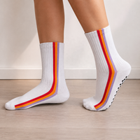 Chaussettes antidérapantes côtelées de haute qualité, logo personnalisé, grip en silicone, chaussettes de pilates pour femmes