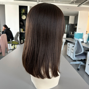 Parrucche Bob in Capelli Umani Vergini Naturali Marroni Non Trattati di Alta Qualità <span class=keywords><strong>con</strong></span> Cuticole Allineate, <span class=keywords><strong>Top</strong></span> in Seta da 12 Pollici <span class=keywords><strong>con</strong></span> Frangia - Product Image 4