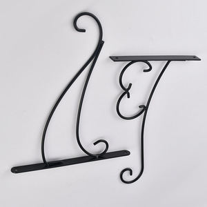 Wenzhou Platinum Link Wrought Iron <b>Wall</b> Mounted Plant Stand Black Irregular Shape <b>Display</b> Shelf For Flowers Bird Feeder Lantern - Product Image 1