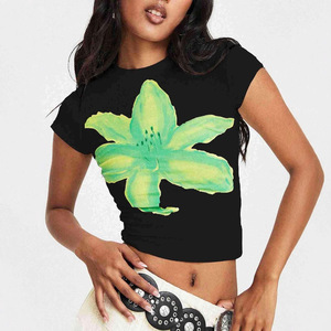 T-Shirt Estiva Sexy Personalizzata Y2K per Ragazze Audaci, Verde con Stampa Floreale, Aderente, Manica Corta, Collo Tondo, in Cotone e Spandex - Product Image 4